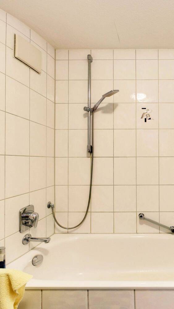 Helle 2-Zimmer-Wohnung mit Süd-Balkon und TG-Stellplatz