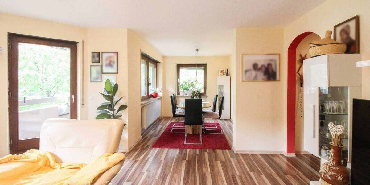 Etagenwohnung Waiblingen - 3 Zimmer, 82 m&sup2;, 330.000&euro; | Angebot:26879692