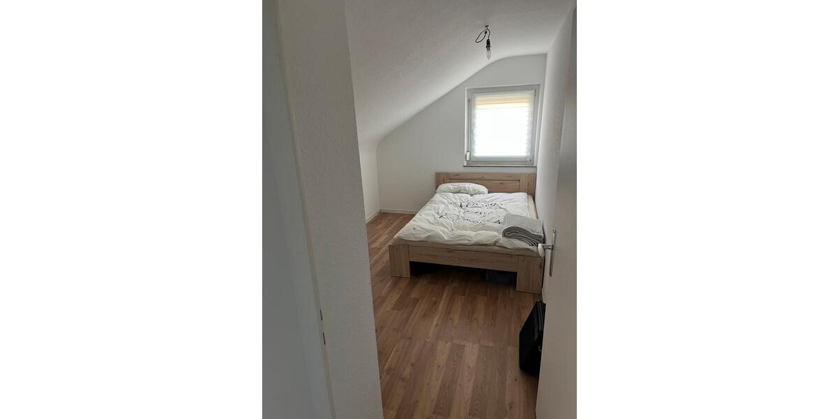 Dachgeschoßwohnung Waiblingen Bittenfeld - 2 Zimmer, 31 m&sup2;, 670&euro; | Angebot:25451993