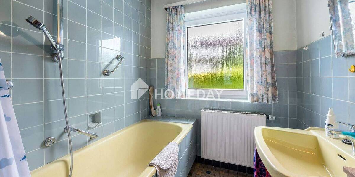 Einfamilienhaus Nürtingen Oberensingen - 7 Zimmer, 179 m&sup2;, 630.000&euro; | Angebot:26868226