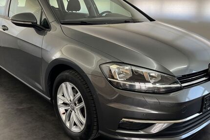 VW Golf 222.000 km 9.750 &euro; Metzingen 72555