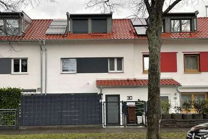 Haus zum Kaufen in Esslingen 680.000 € 117 m² 5 zimmer