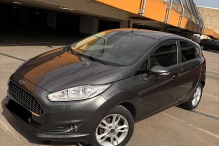 Ford Fiesta 69.066 km 6.333 &euro; Esslingen am Neckar 73732