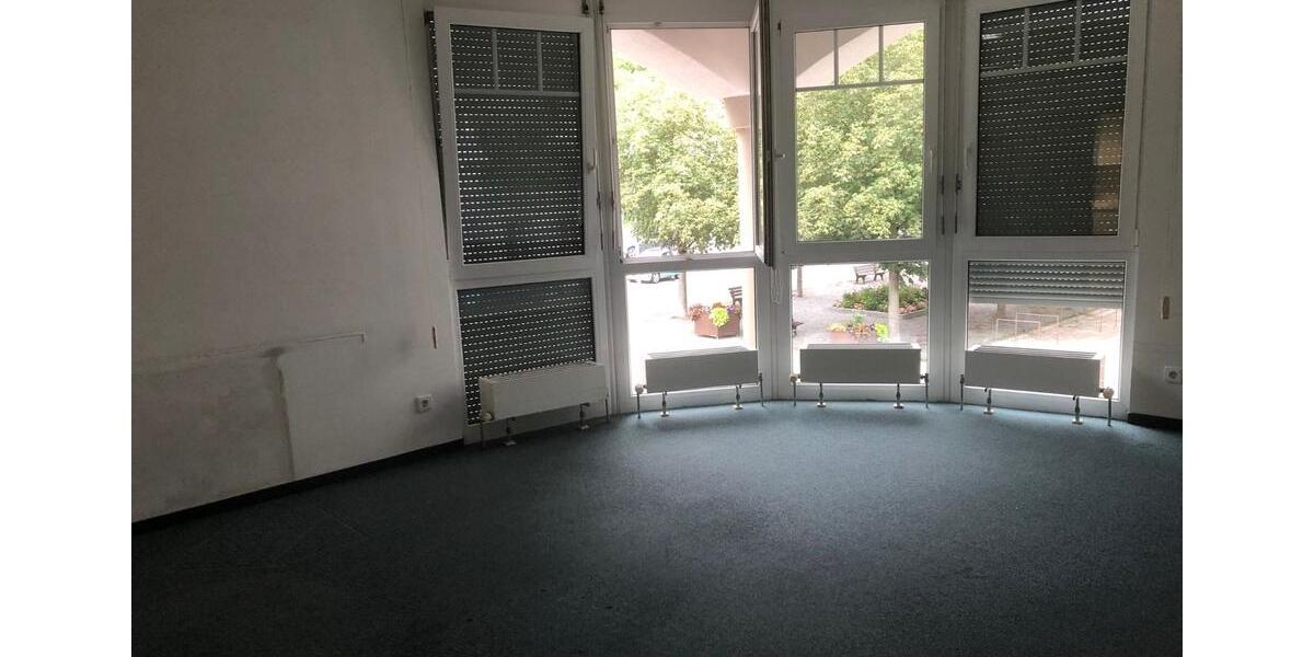 Gewerbeobjekt Besigheim - 1.400&euro; | Angebot:25094816