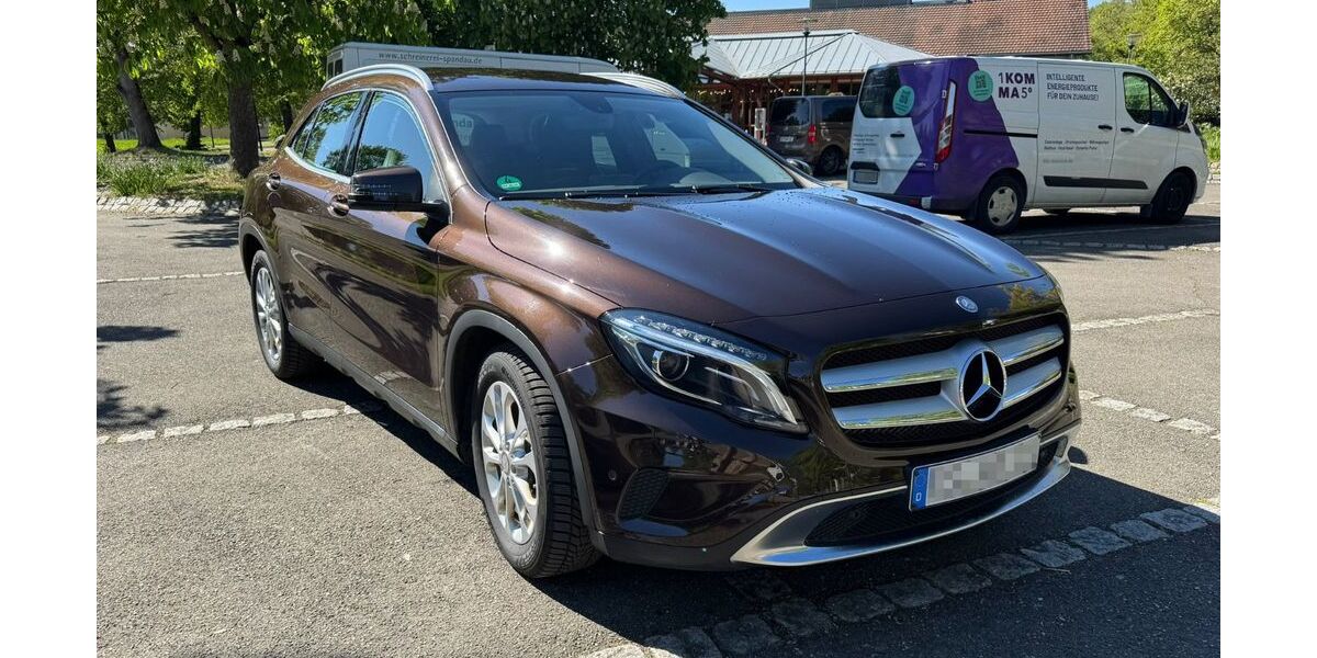 Mercedes-Benz GLA 200 88.250 km 14.399 &euro; Schlaitdorf 72667