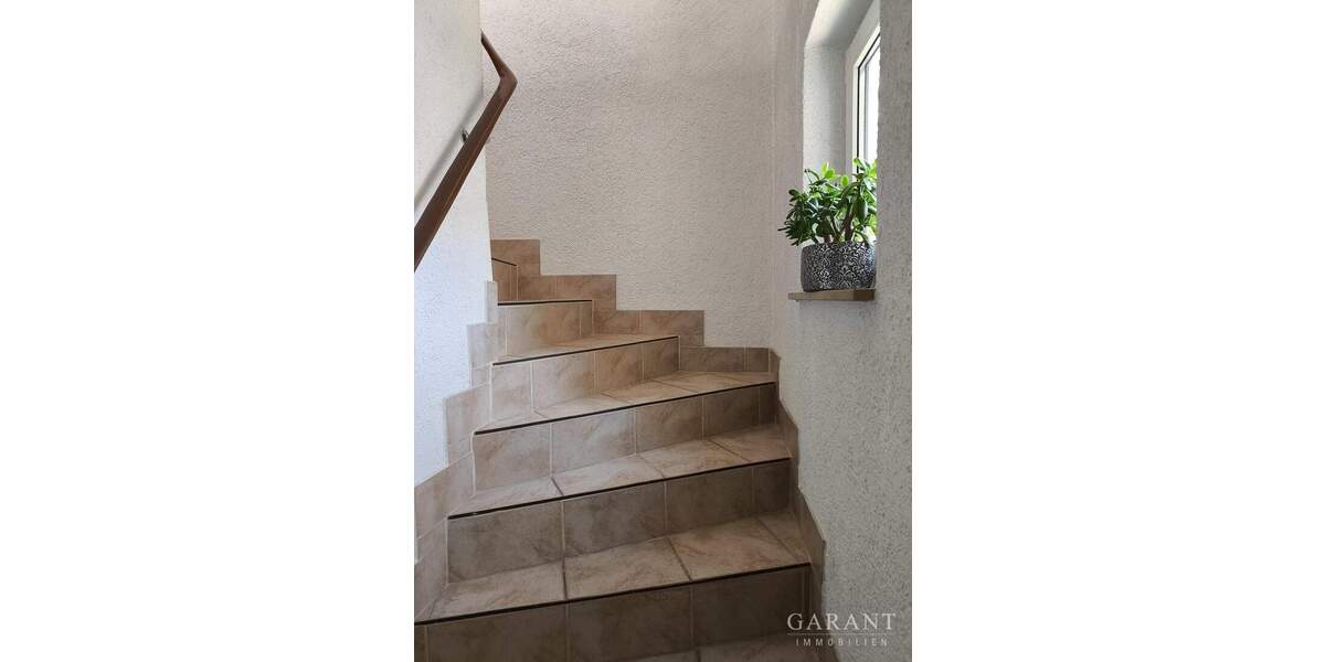 Mehrfamilienhaus, Wohnhaus Waiblingen Neustadt - 7 Zimmer, 148 m&sup2;, 790.000&euro; | Angebot:24438396