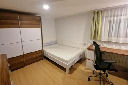 Wohnung Tübingen Derendingen - 15 Zimmer, 156 m&sup2;, 480&euro; | Angebot:26026666