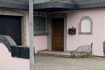 Haus Stuttgart Fasanenhof-Ost - 6 Zimmer, 284 m&sup2;, 980.000&euro; | Angebot:26178020