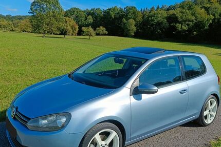 VW Golf 137.000 km 6.990 € Allmersbach im Tal 71573