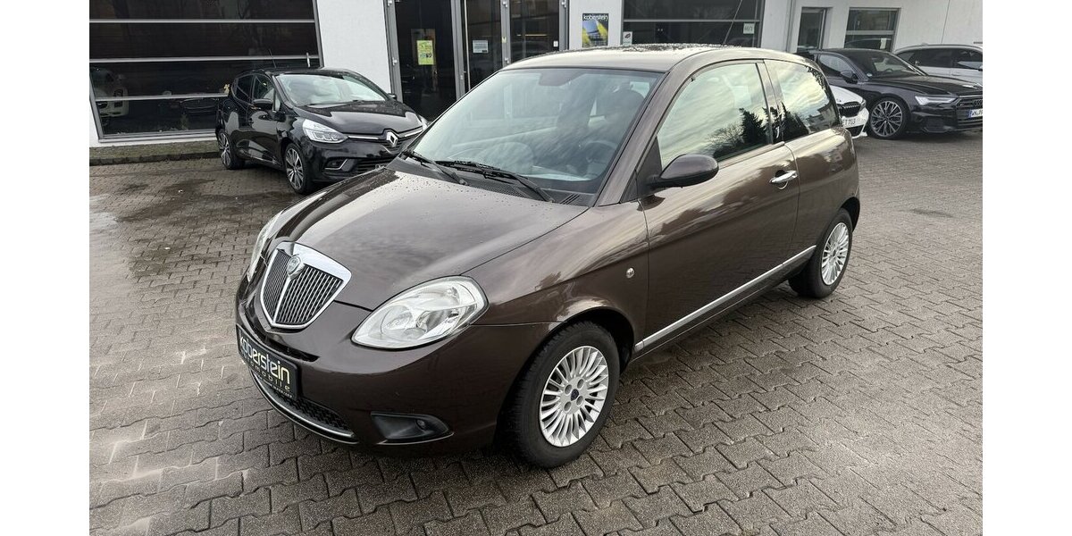 Lancia Ypsilon Oro 1,4 8V*orig.97tkm,Klima, 8 fach* 97.000 km 2.850 &euro; Schorndorf 73614