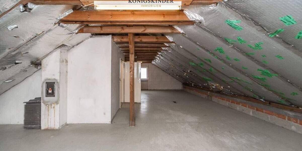 Mehrfamilienhaus, Wohnhaus Stuttgart Vaihingen Dürrlewang - 6 Zimmer, 149 m&sup2;, 650.000&euro; | Angebot:25680007