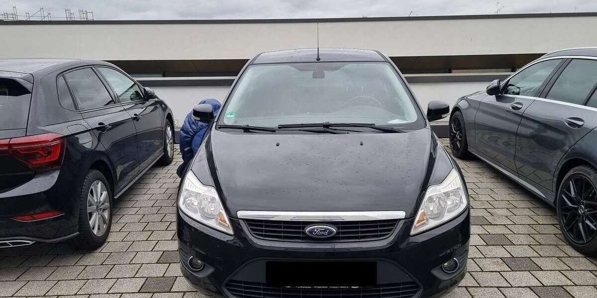 Ford Focus 128.000 km 3.000 &euro; Ludwigsburg 71634