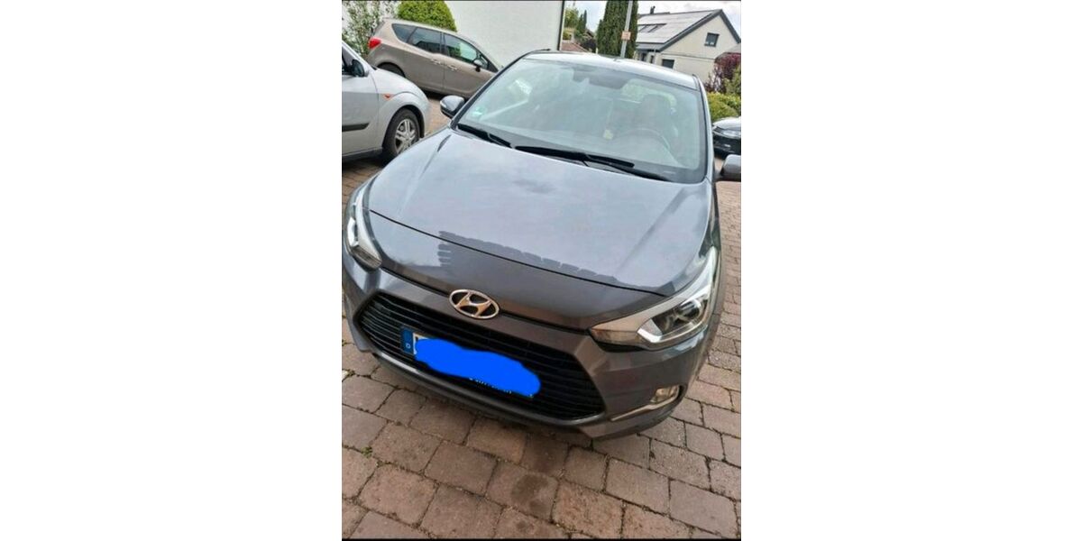Hyundai i20 123.000 km 7.900 &euro; Urbach 73660