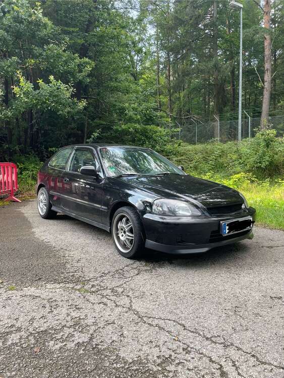 Honda Civic 109.800 km 3.700 € Neuhausen auf den Fildern 73765