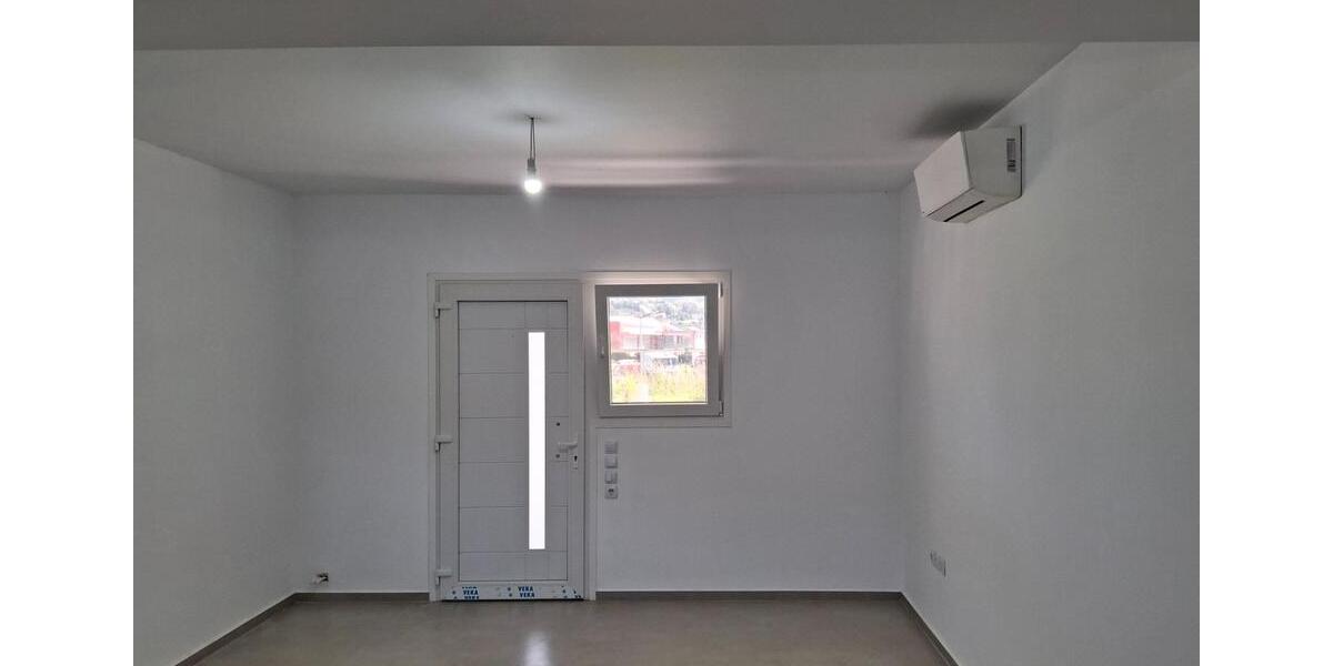 Mehrfamilienhaus, Wohnhaus Stuttgart Luginsland - 4 Zimmer, 120 m&sup2;, 179.000&euro; | Angebot:25902737