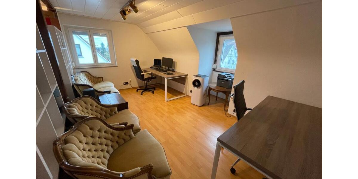 Dachgeschoßwohnung Stuttgart Vaihingen - 2.5 Zimmer, 75 m&sup2;, 720&euro; | Angebot:26409984