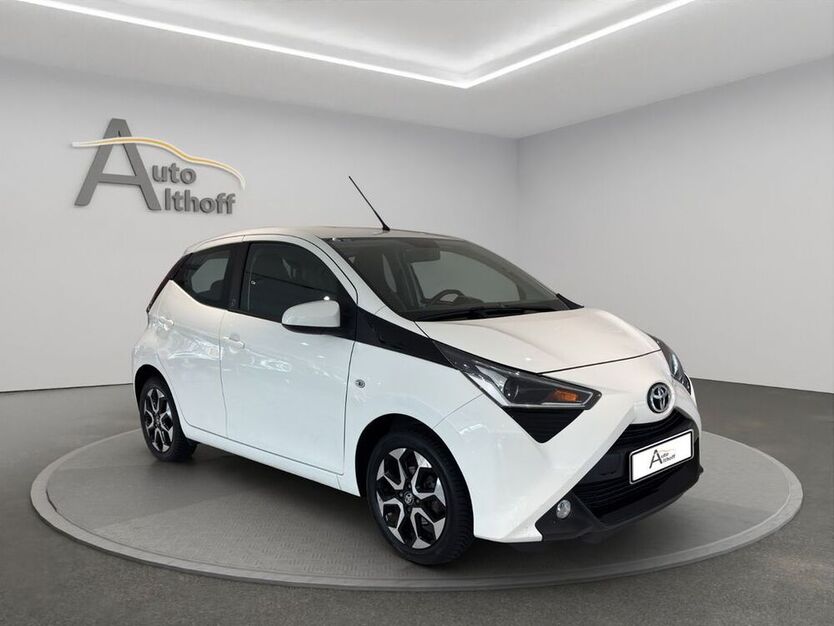 Aygo (X)