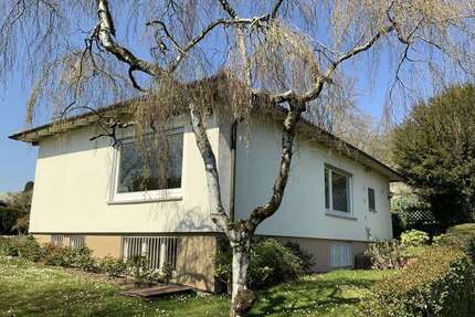 Haus zum Mieten in Stuttgart 2.900 € 165 m²