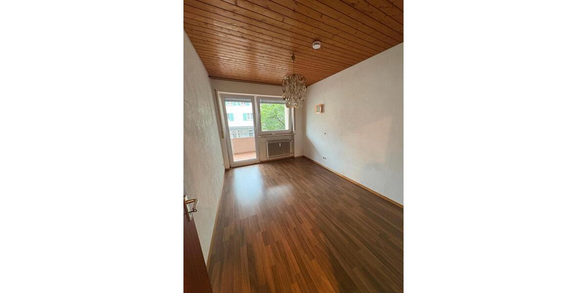 Etagenwohnung Köngen - 4.5 Zimmer, 120 m&sup2;, 390.000&euro; | Angebot:27077221