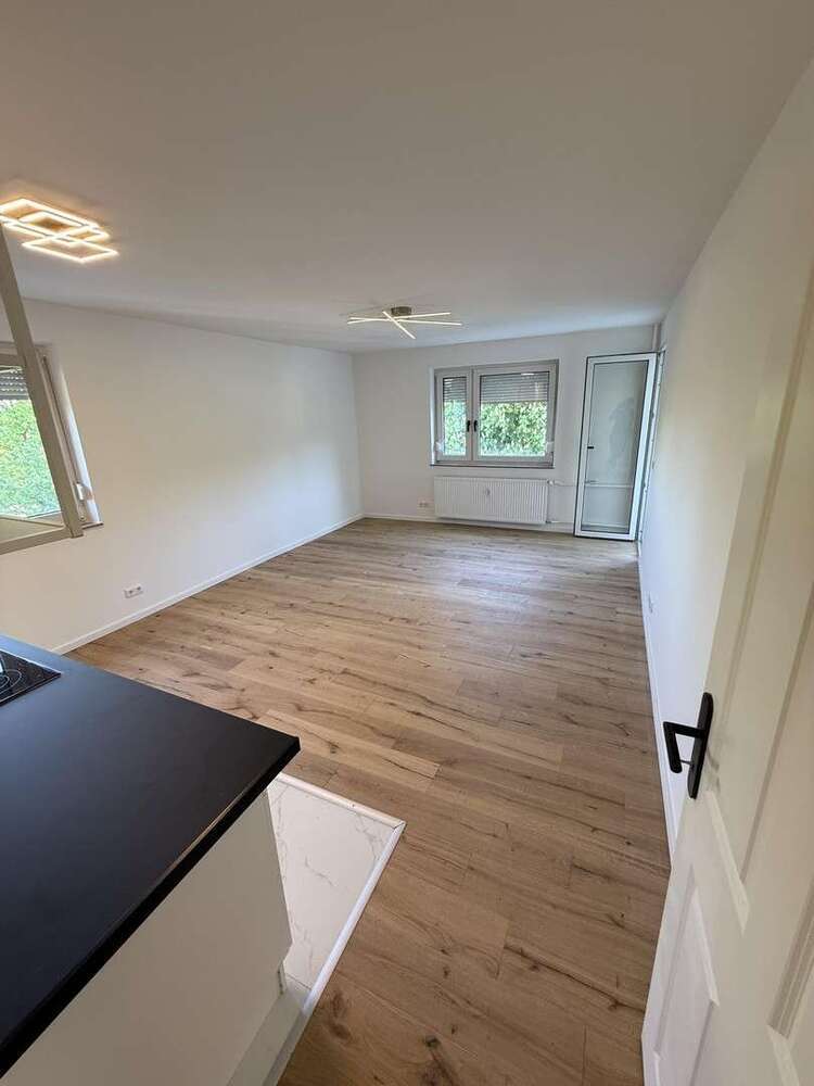 Wohnung zum Kaufen in Stuttgart 315.000 € 68 m²