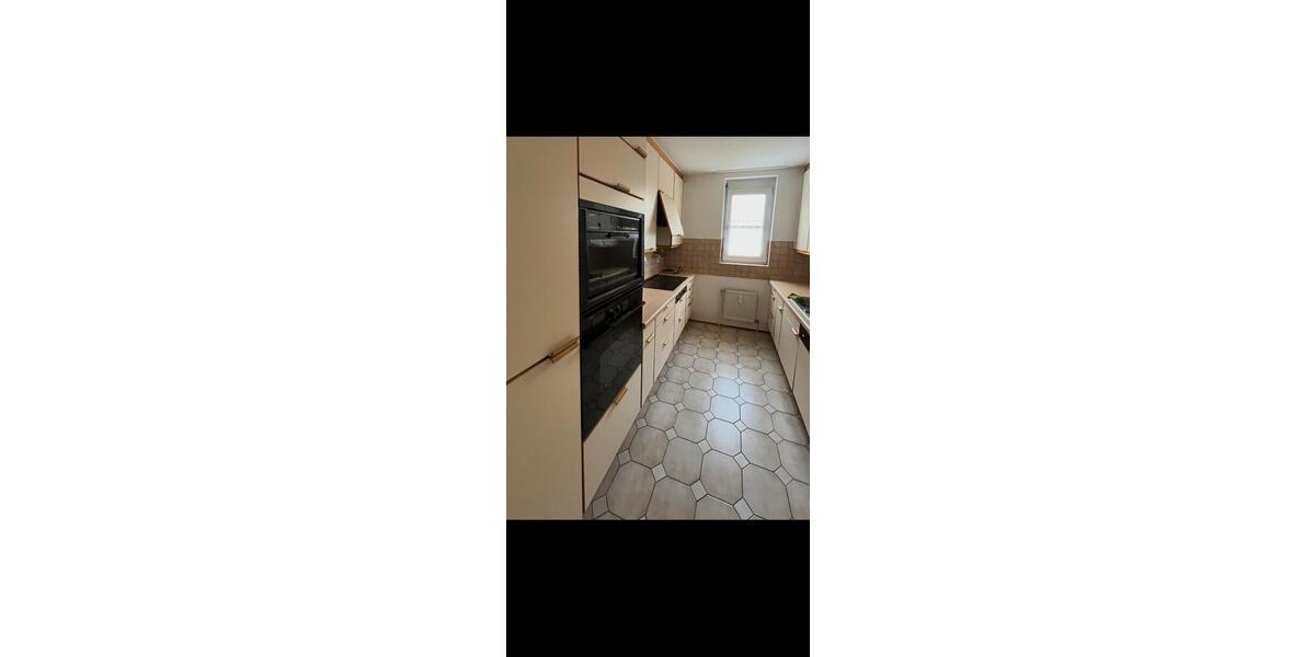 Erdgeschoßwohnung Kornwestheim - 3 Zimmer, 86 m&sup2;, 355.000&euro; | Angebot:26522445
