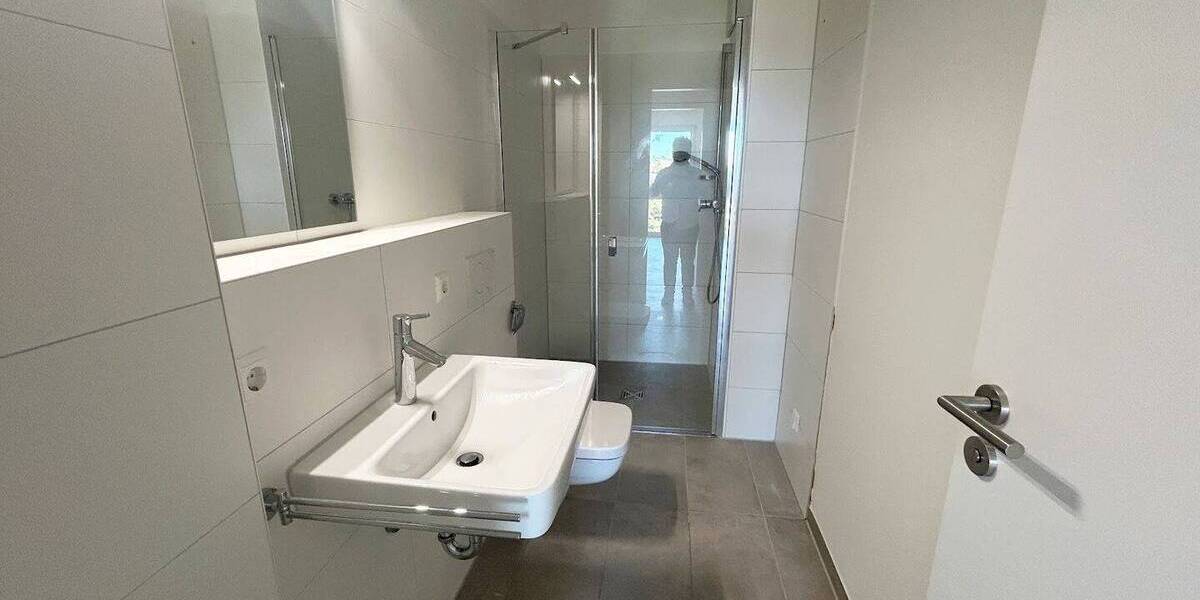 Etagenwohnung Stuttgart Untertürkheim - 3 Zimmer, 108 m&sup2;, 1.790&euro; | Angebot:25672146