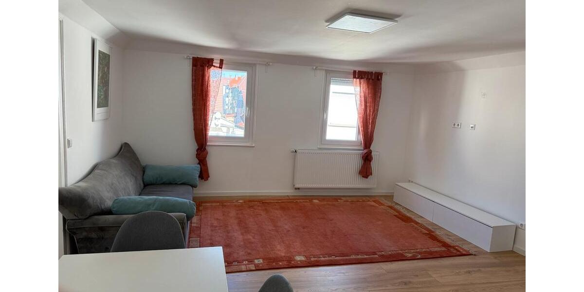 Dachgeschoßwohnung Stuttgart Luginsland - 2 Zimmer, 55 m&sup2;, 1.050&euro; | Angebot:26055807
