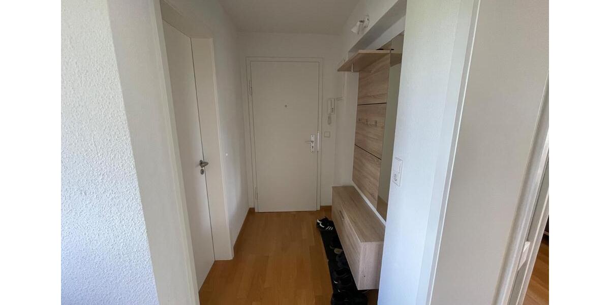 Gehobene 3,5-Zimmer Wohnung mit Süd-Balkon, EBK & Garage in Stgt 3.5 zimmer