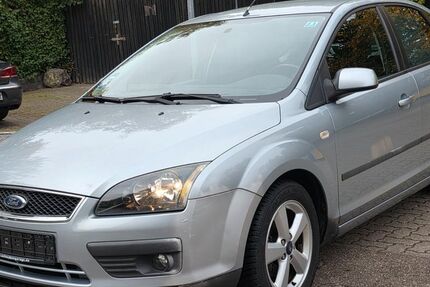 Ford Focus 96.120 km 3.300 € Schorndorf bei Stuttgart 73614