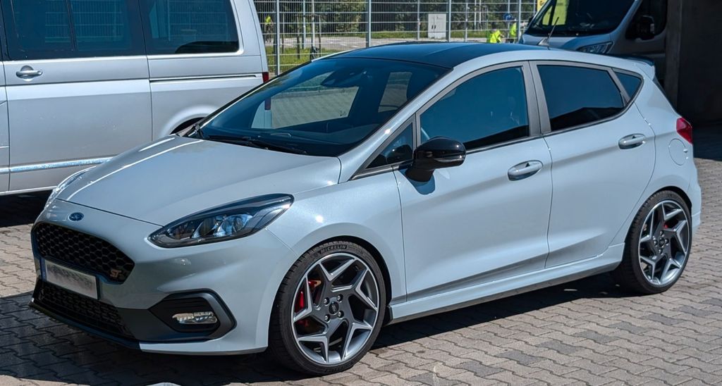 Ford Fiesta 31.000 km 22.490 € Marbach am Neckar 71672