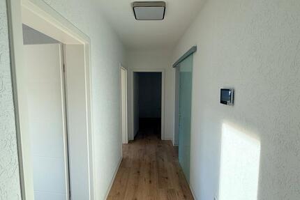 Wohnung Ludwigsburg Hoheneck - 3 Zimmer, 75 m&sup2;, 600&euro; | Angebot:25342638