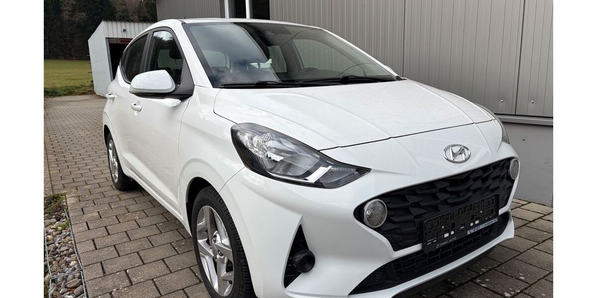 Hyundai i10 34.800 km 12.590 &euro; Filderstadt 70794