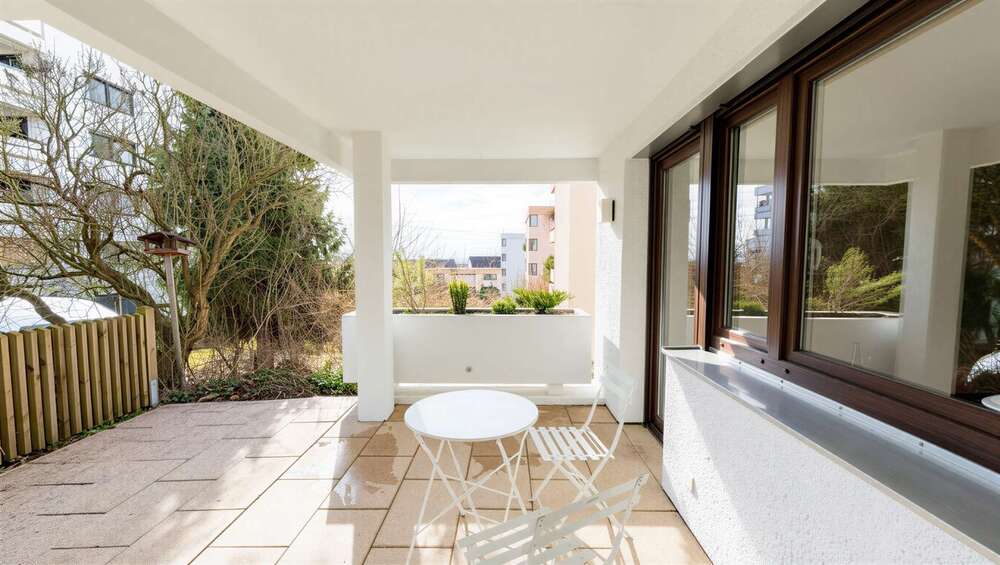 Etagenwohnung Esslingen am Neckar Brühl - 3.5 Zimmer, 88 m&sup2;, 325.000&euro; | Angebot:25213863