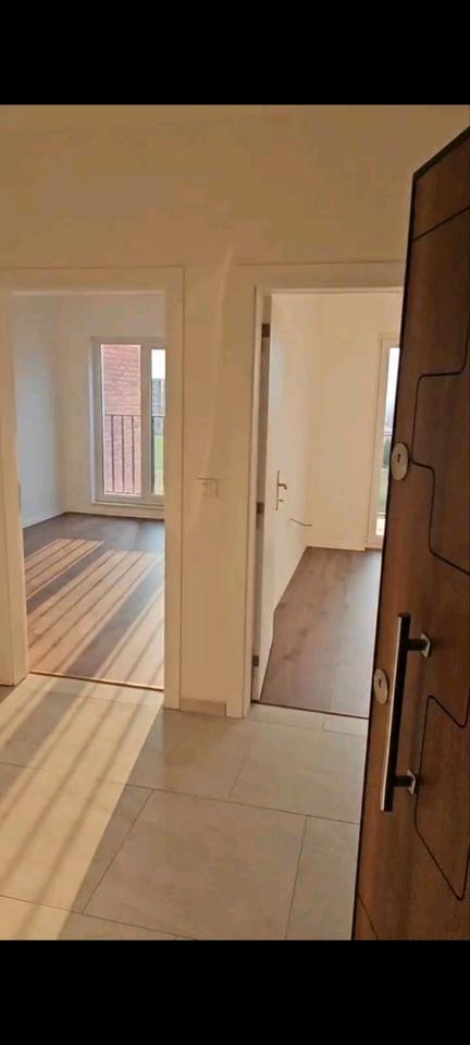 Shitet Banesa shum lir : 2 dhoma , Balkon ne Prizeren Kosovë
