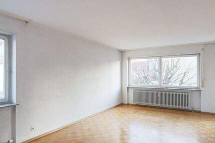 Gestalten Sie Ihr Wohnglück: 3,5 Zimmer mit Potenzial, zwei Sonnenbalkonen und Garage 3 zimmer