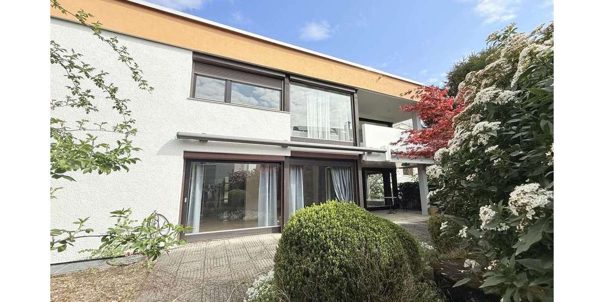 Einfamilienhaus Esslingen Brühl - 7.5 Zimmer, 254 m&sup2;, 850.000&euro; | Angebot:26342416