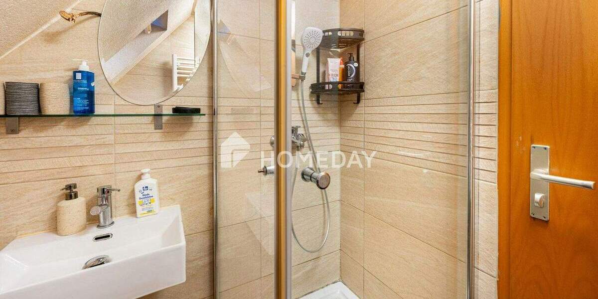 Mehrfamilienhaus, Wohnhaus Köngen - 6 Zimmer, 106 m&sup2;, 399.500&euro; | Angebot:25702482