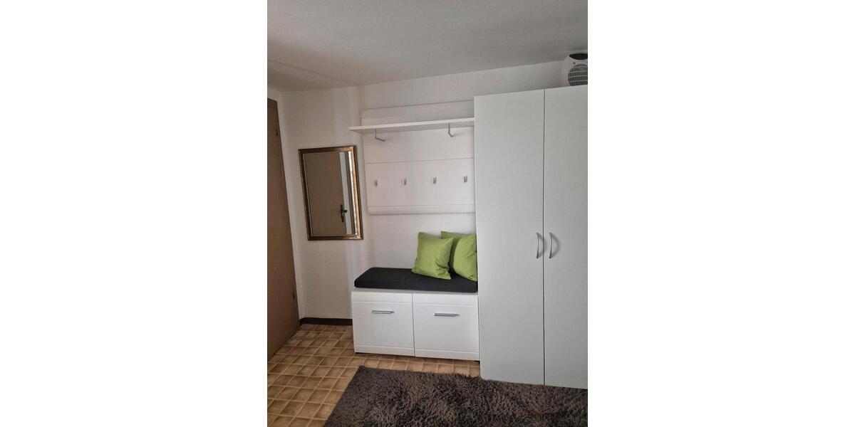 Etagenwohnung Neuffen - 2 Zimmer, 54 m&sup2;, 800&euro; | Angebot:26399182