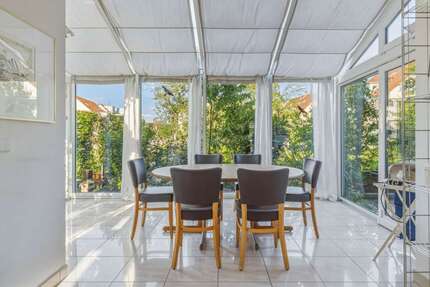 Haus Schorndorf - 7 Zimmer, 180 m&sup2;, 675.000&euro; | Angebot:27044379