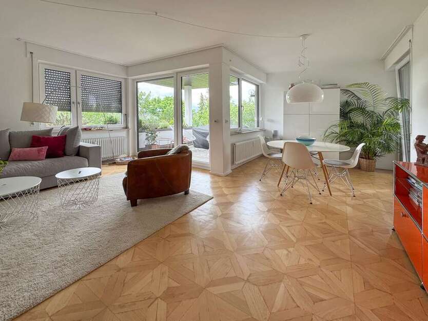 Wohnung zum Kaufen in Stuttgart 399.000 € 107 m²