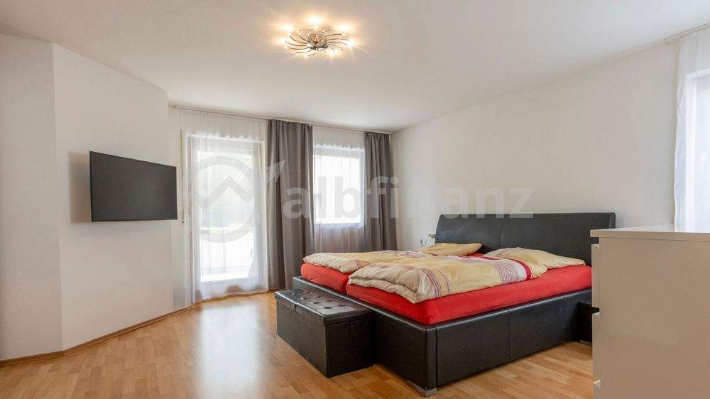 Etagenwohnung Reutlingen Mittelstadt - 4 Zimmer, 120 m&sup2;, 425.000&euro; | Angebot:24424429