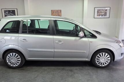 Opel Zafira 250.000 km 2.990 &euro; Asperg/Ludwigsburg bei Stuttgart 71679
