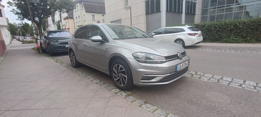 VW Golf 103.000 km 11.250 € Mundelsheim 74395