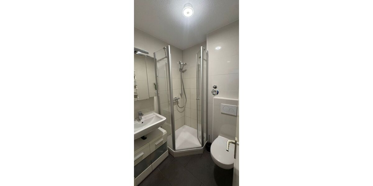 Kapitalanlage von Privat, 2 ZW mit Balkon, Einbauküche u. TG-Stellplatz in Waiblingen - Etagenwohnung Waiblingen | Angebot:27143137