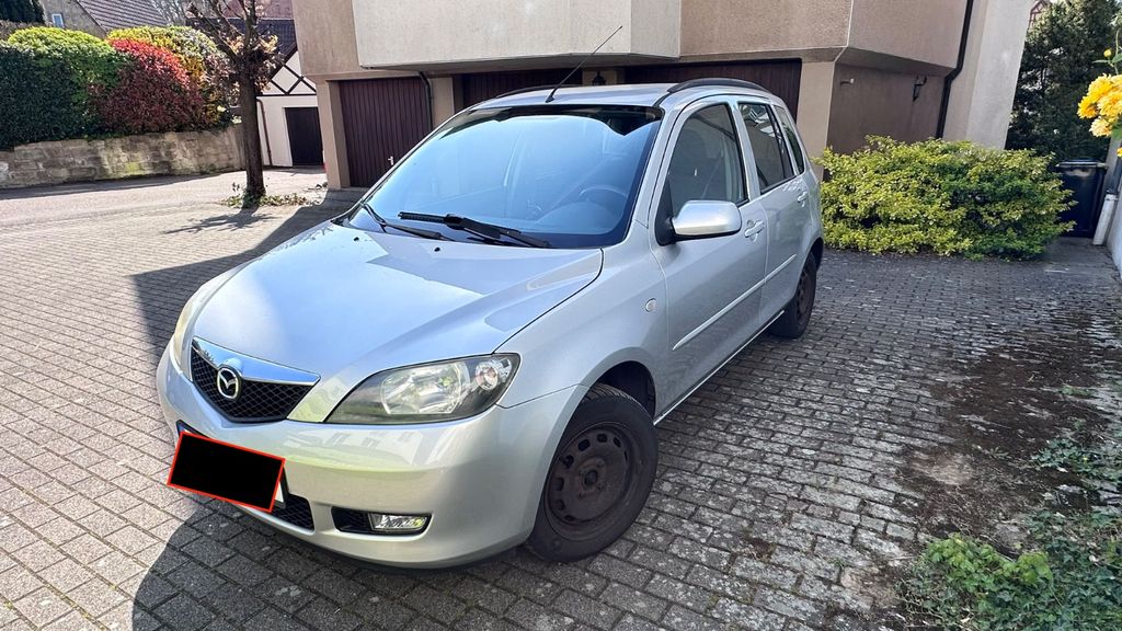 Mazda 2 230.540 km 1.290 &euro; Korntal-Münchingen 70825