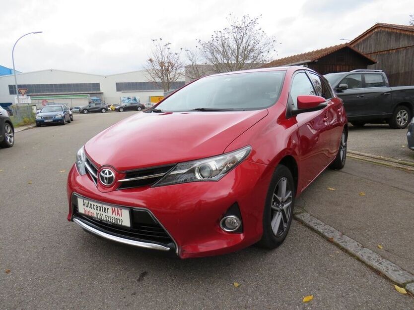Auris