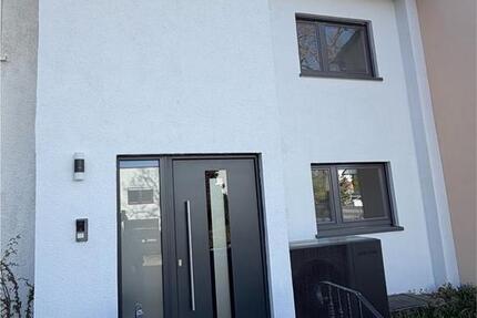 Haus Stuttgart Stuttgart-West - 6 Zimmer, 158 m&sup2;, 2.800&euro; | Angebot:26074634