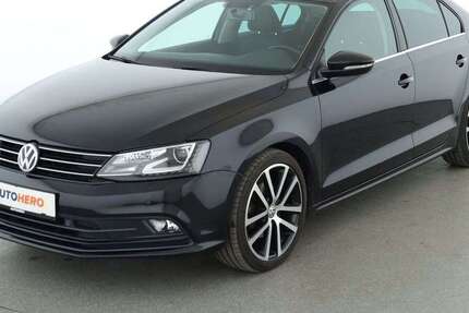 VW Jetta 99.298 km 12.110 € Stuttgart 70195
