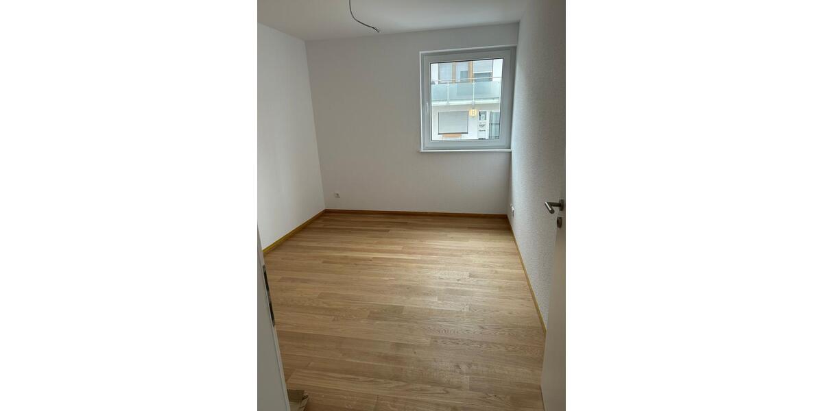 Terrassenwohnung Böblingen Dagersheim - 3 Zimmer, 82 m&sup2;, 1.700&euro; | Angebot:24853825