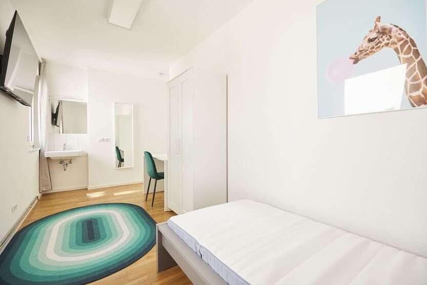 Wohnung zum Mieten in Stuttgart 475 € 13 m² 1 zimmer